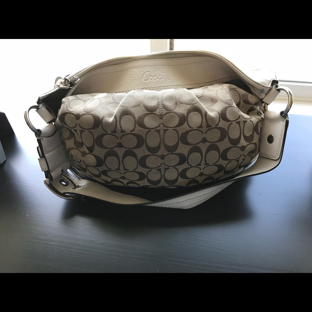 Coach White Leather & Beige Monogram Bag